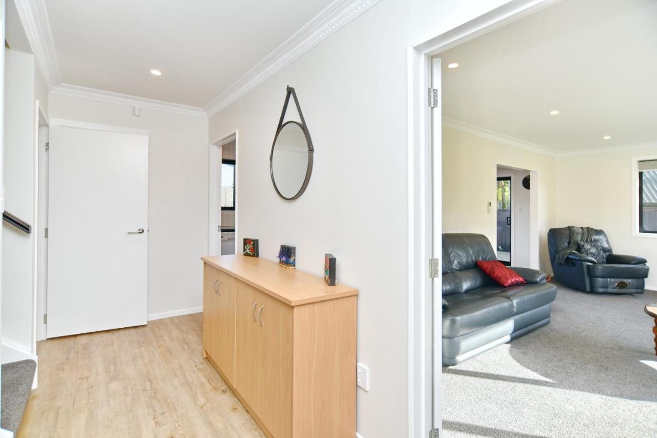 Lavandula 4 - Christchurch Holiday Homes Extérieur photo
