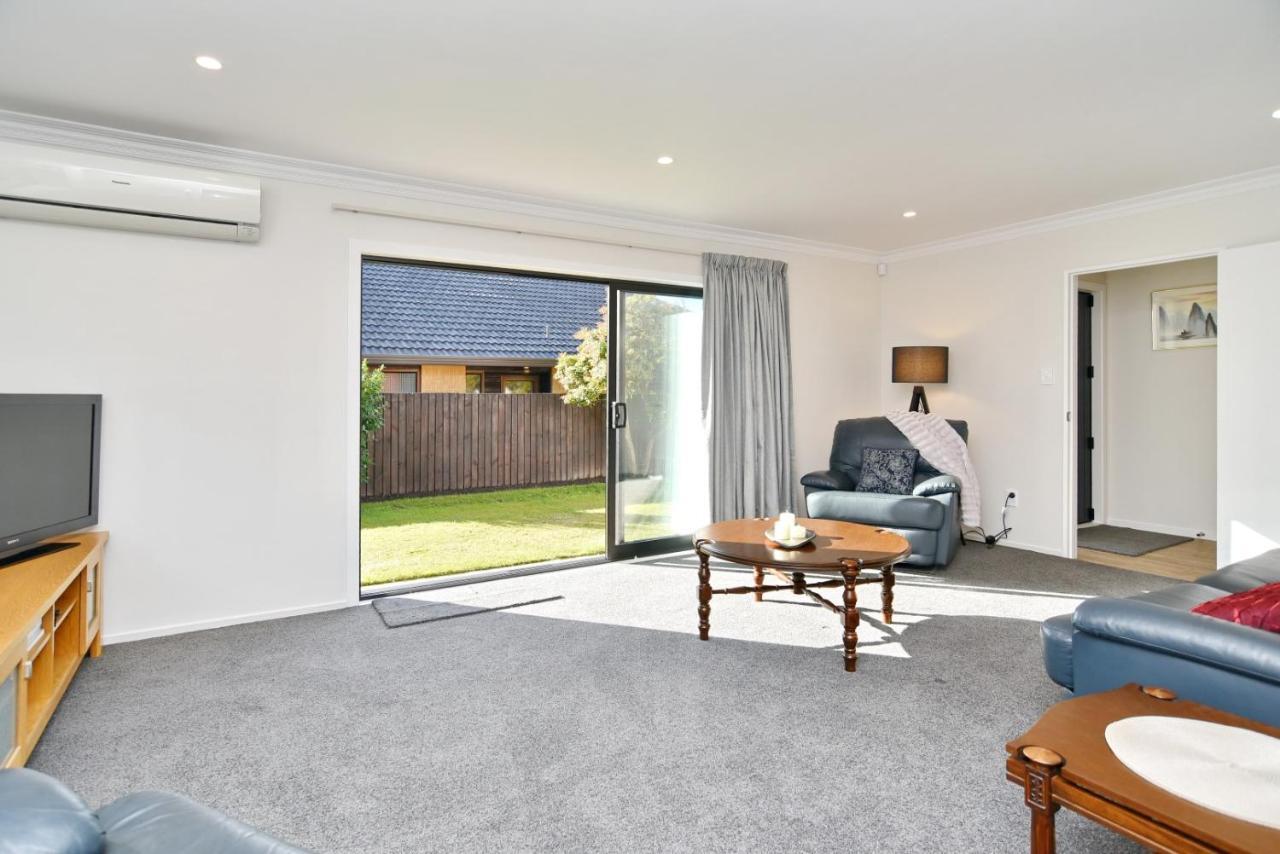 Lavandula 4 - Christchurch Holiday Homes Extérieur photo
